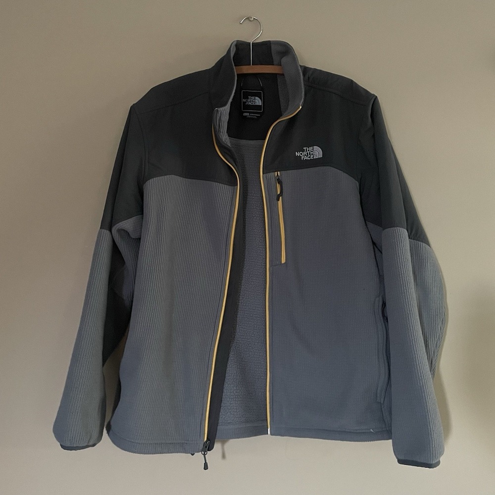North Face‎ Men's fleece Jacket XL Yellow zip & full zip Pockets Lightweight
